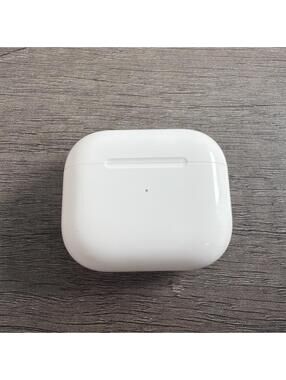 Apple AirPods (3rd Generation - A2566) Charging Case Only